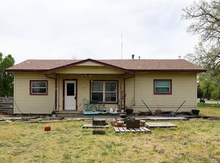121 W 3rd St, Fargo, OK 73840