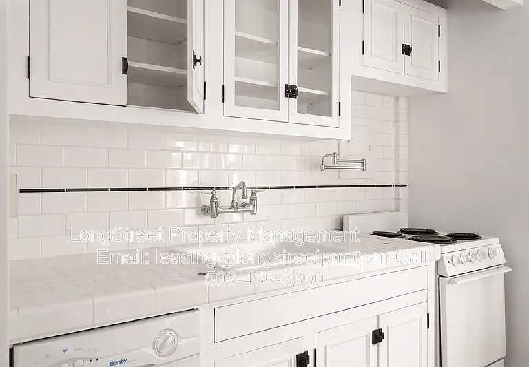 20 NW 16th Ave #406 — Photo 9