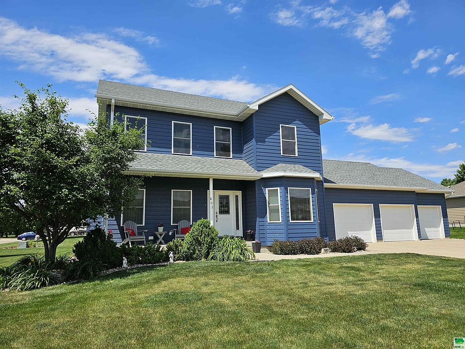 1st image of 803 Logan Dr