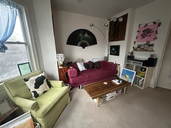 504 S 44th St APT 2, Philadelphia, PA 19104