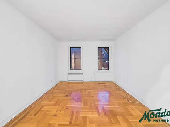 58 Avenue A image 1 of 8