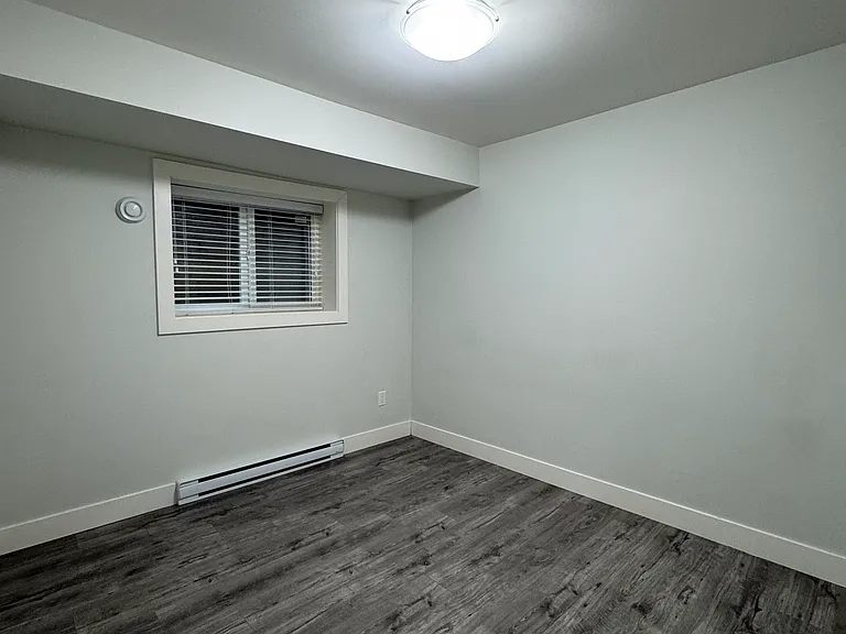 3395 Derbyshire Ave — Photo 8