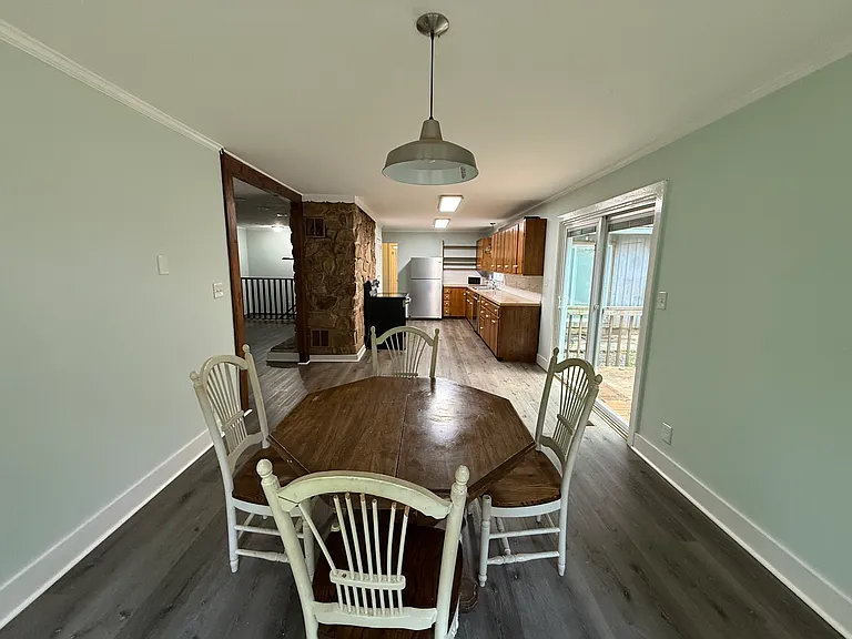 239 Harms Rd — Photo 11