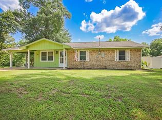 224 E Elm St, Huntington, TX 75949