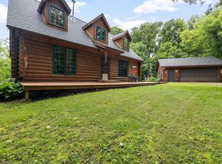 6044 Pleasant Hill Rd, Hartford, WI 53027