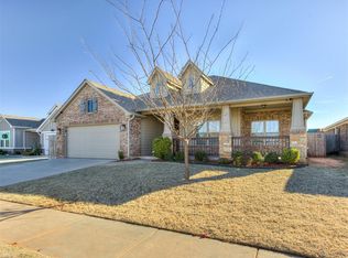 13204 SW 6th St, Yukon, OK 73099
