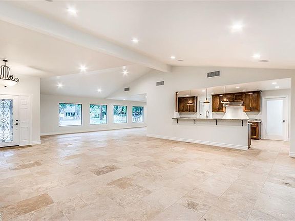 3rd image of 5023 Montoya Dr