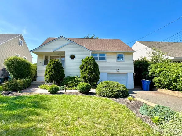 69 Mercer St, Metuchen, NJ 08840