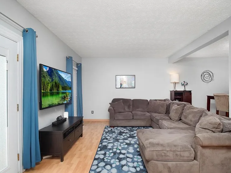 9454 Fens Holw — Photo 6