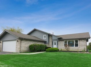 14320 S Saddle Brook Ln, Homer Glen, IL 60491