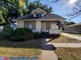 321 Carey St, Grand Island, NE 68803