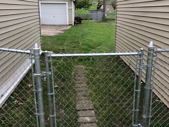 4th image of 11537 N Lakeview Dr
