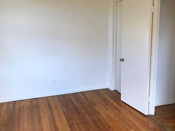 4th image of 216-10 77ave 3n Bayside N #3N