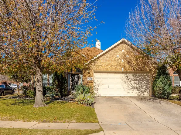 11620 Wild Pear Ln, Fort Worth, TX 76244
