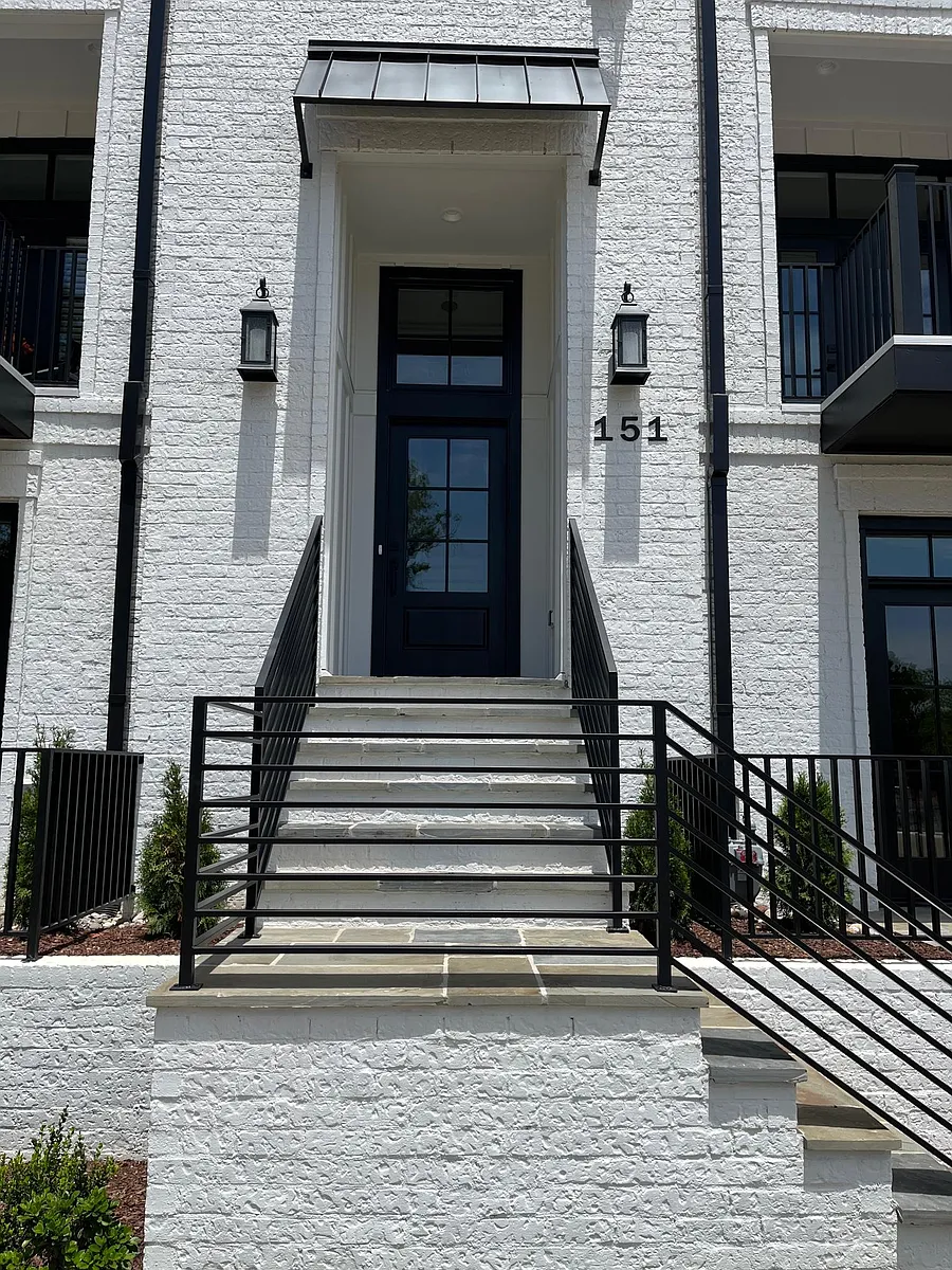 Building Photo - 151 E Park