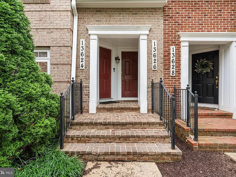 13624 Dover Cliffs Pl — Photo 29