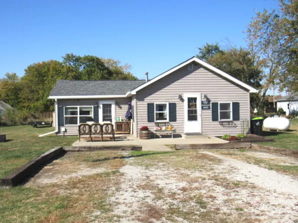 4531 Center St, Lane, IL 61750