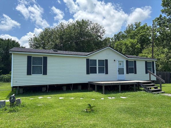 400 Paradise Ln