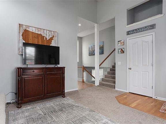 5th image of 1505 N 133rd St