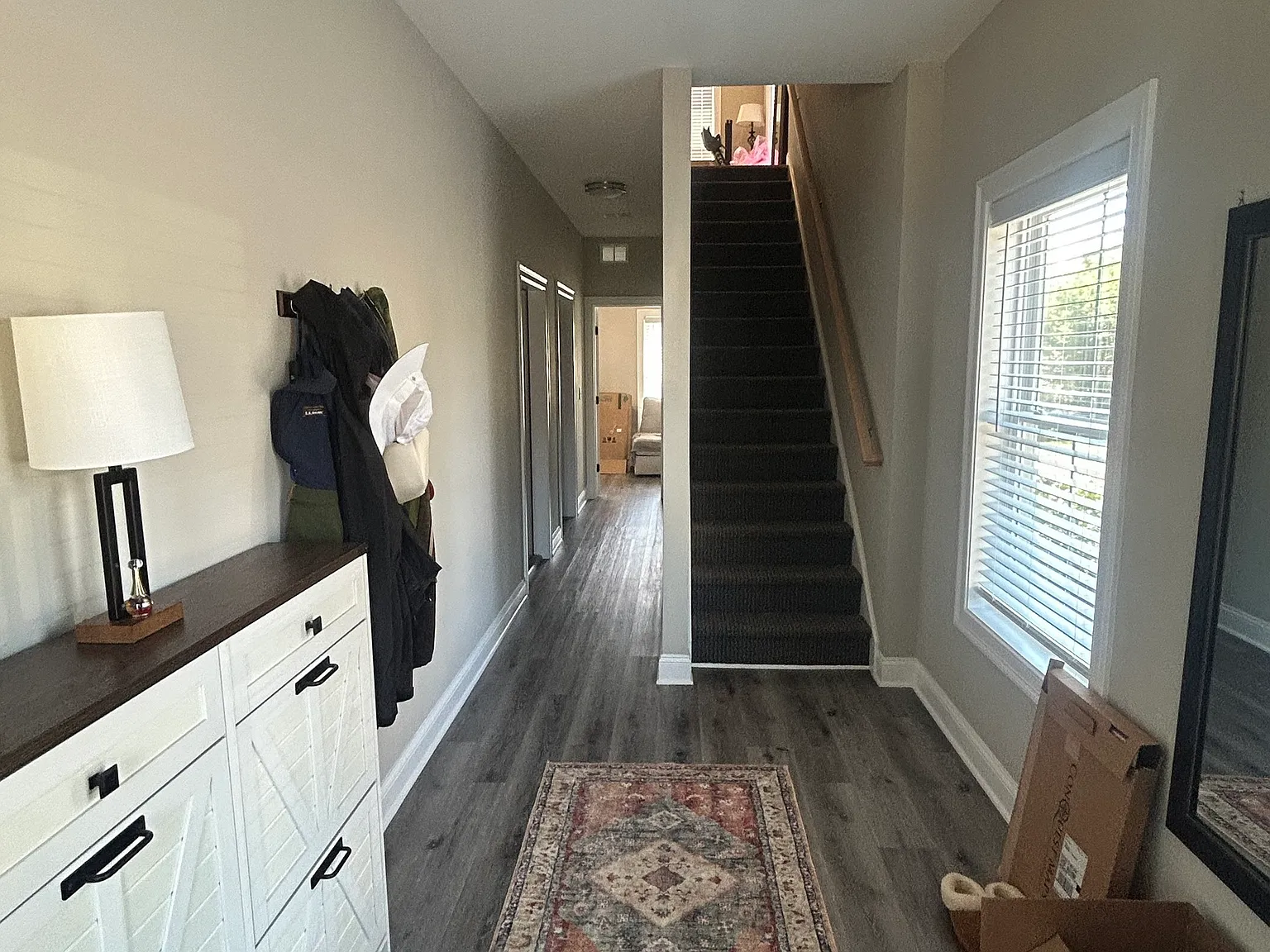 2 bed, 2.5 bath, 1972 sqft, $3,500 — Photo 3