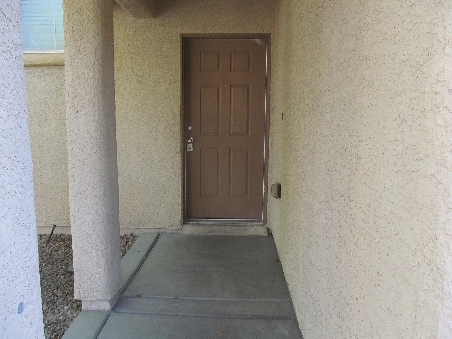 3 bed, 2.5 bath, 1231 sqft, $1,750 — Photo 2