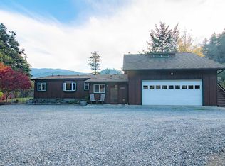 96963 N Bank Rogue River Rd, GOLD BEACH, OR 97444