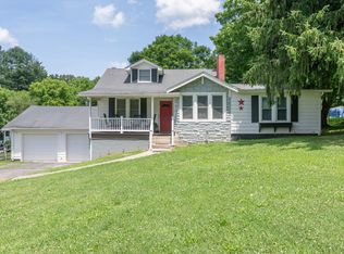 9297 Island Rd, Bristol, VA 24202