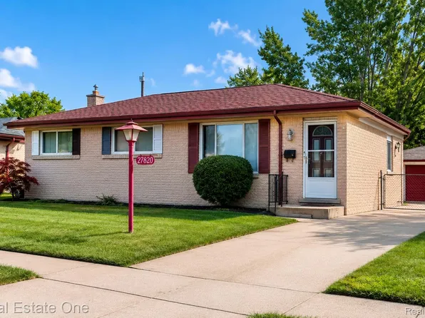 27820 Belanger St, Roseville, MI 48066