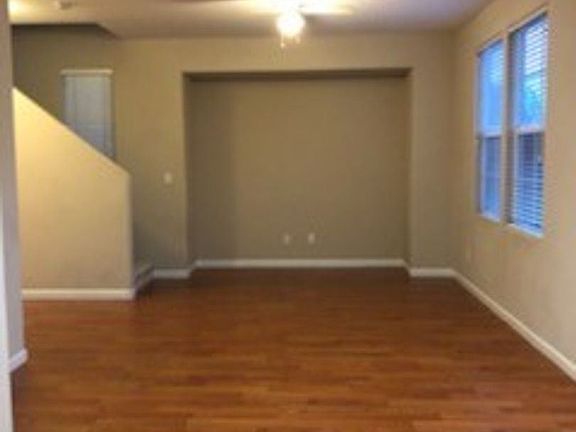 5th image of 9220 Cortina Cir