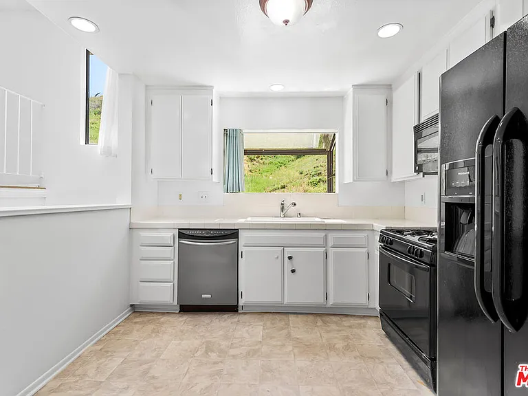 26014 Alizia Canyon Dr #C — Photo 8