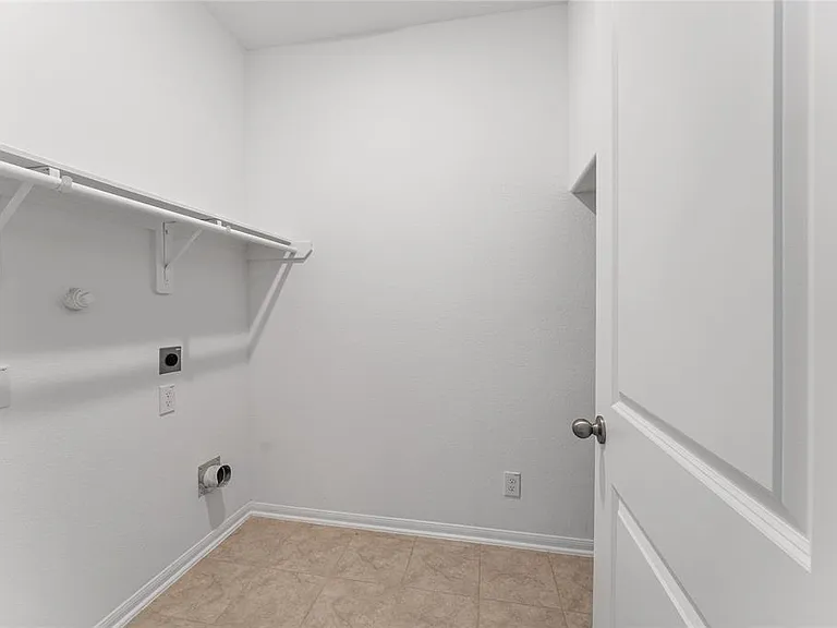 550 Long Beach Bay Dr — Photo 41
