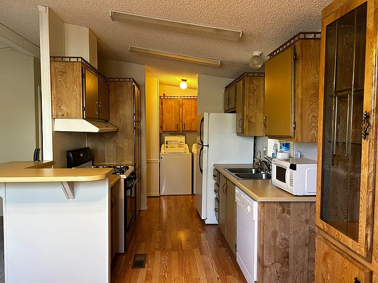Kitchen and laundry area