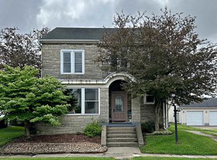 7 W Van Trees St, Washington, IN 47501