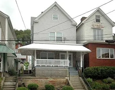 518 4th St photo 1