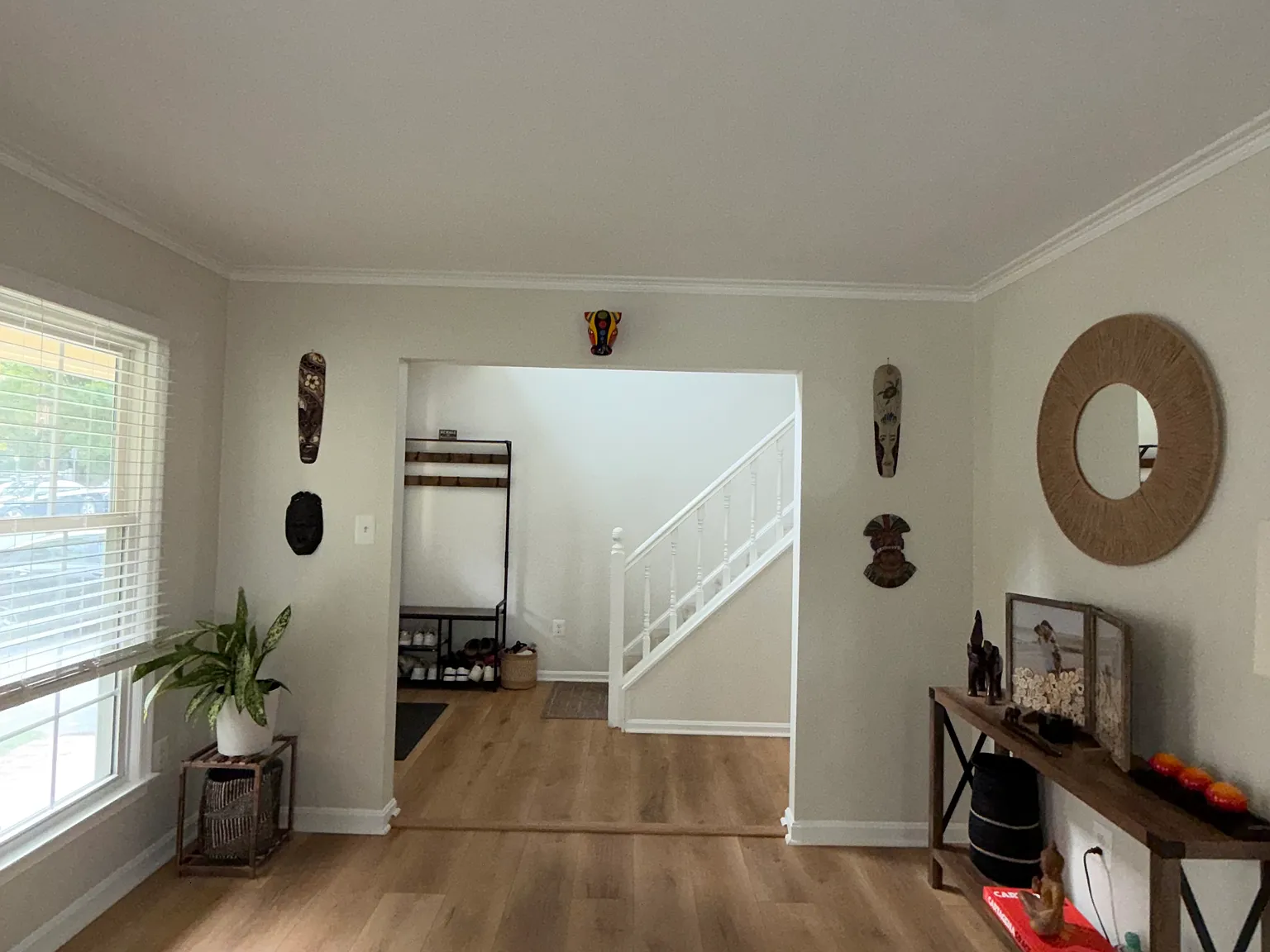 4 bed, 3.5 bath, 2368 sqft, $3,800 — Photo 3