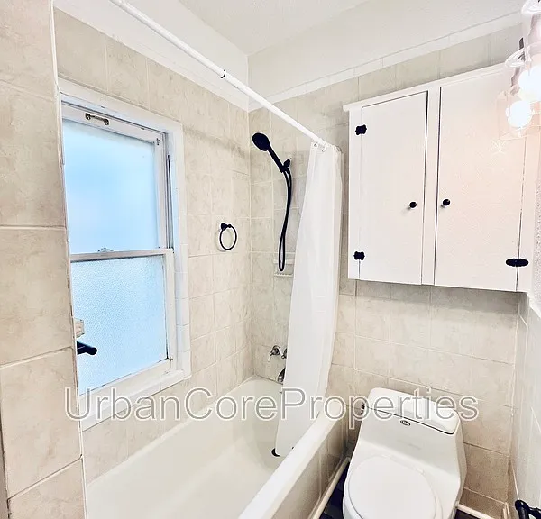 235 7th Ave N #2 — Photo 13