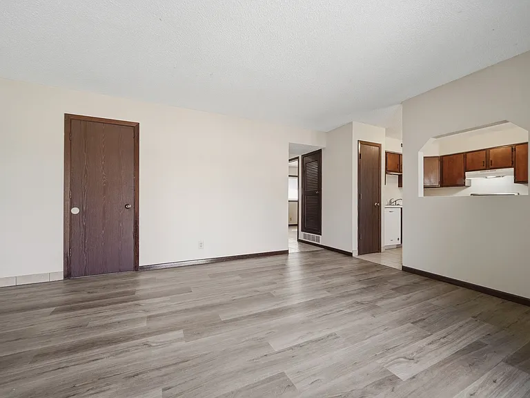 3516 Huntington Ave — Photo 6