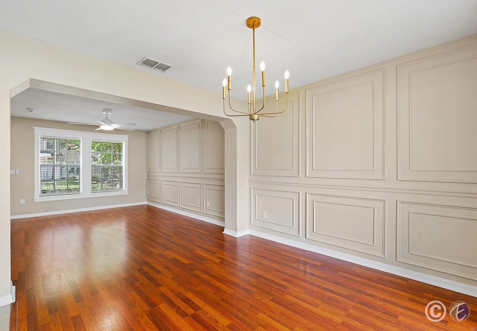 109 Woodknoll Place — Photo 2