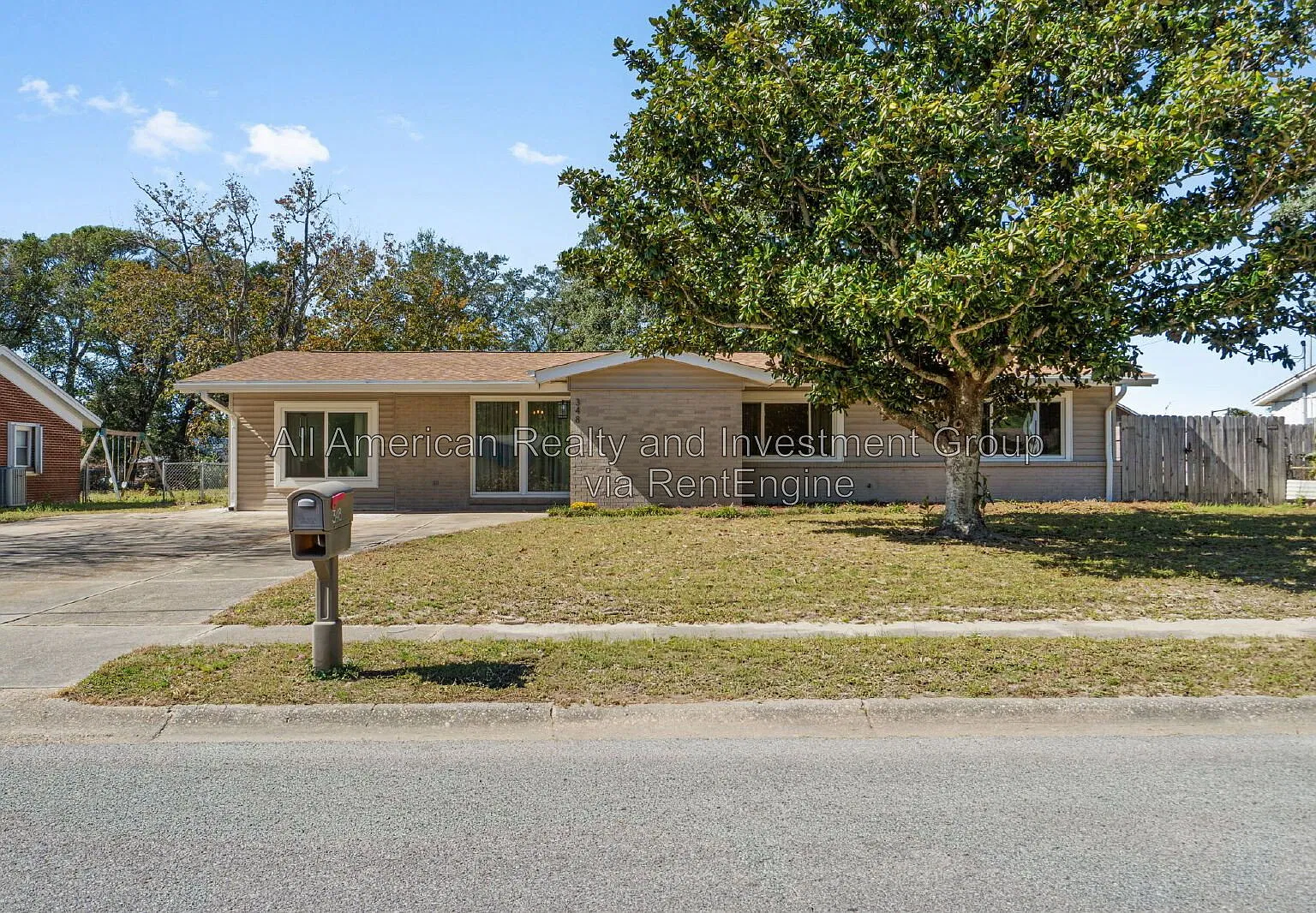 5 bed, 3.5 bath, 2208 sqft, $3,100 — Photo 1