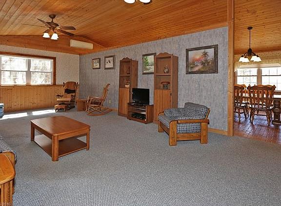 4th image of 75 Evergreen Farm Cir