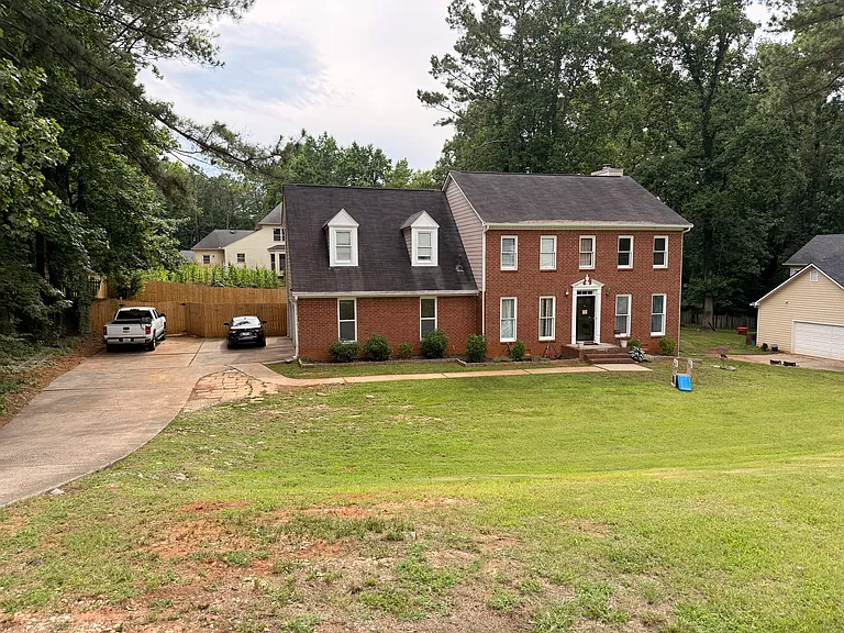 293 Patterson Rd — Photo 1