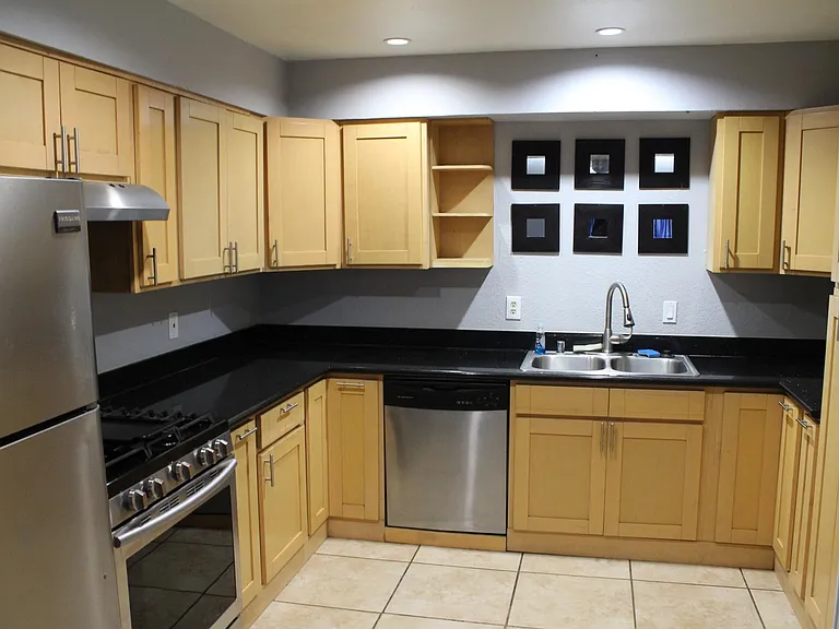 538 Sonoma Blvd #1 — Photo 8