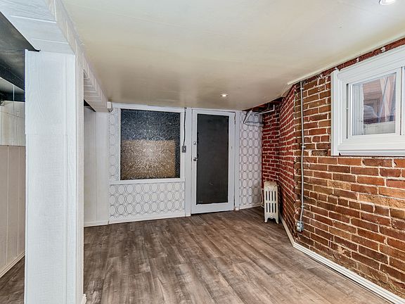 2nd image of 123 S Pennsylvania St #10678155
