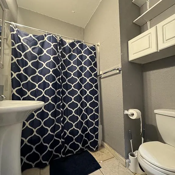 906 N Penelope St — Photo 10