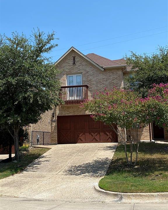 1st image of 2223 Highland Villa Ln
