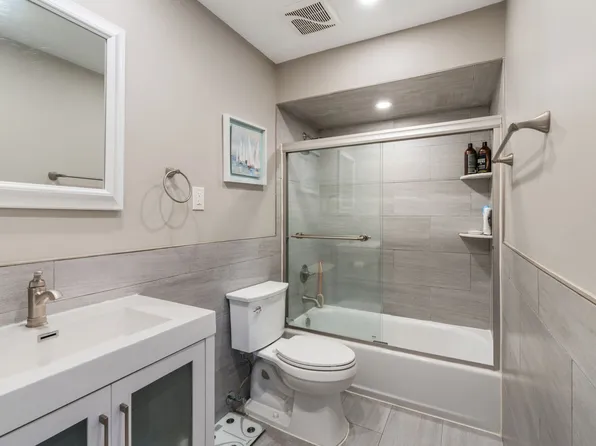 343 Harold Street image 18 of 22