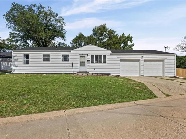 106 15th St, Osawatomie, KS 66064