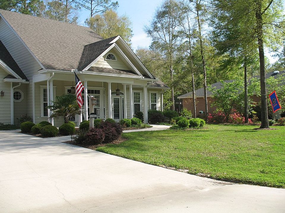 1st image of 23339 Meadow View Dr