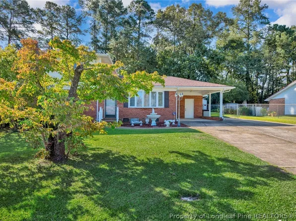 6327 Rannock Dr, Fayetteville, NC 28304
