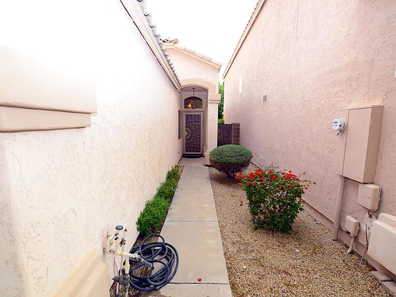 4th image of 1327 W Wahalla Ln